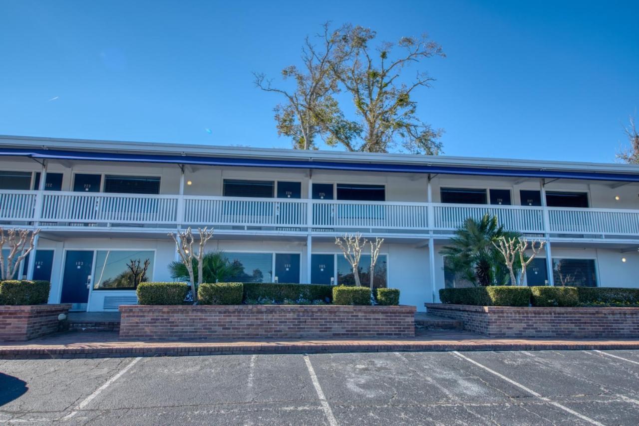 Waterway View Studio 2 W/ Pool, 1 Mile To Wrightsville Beach Уилмингтон Экстерьер фото